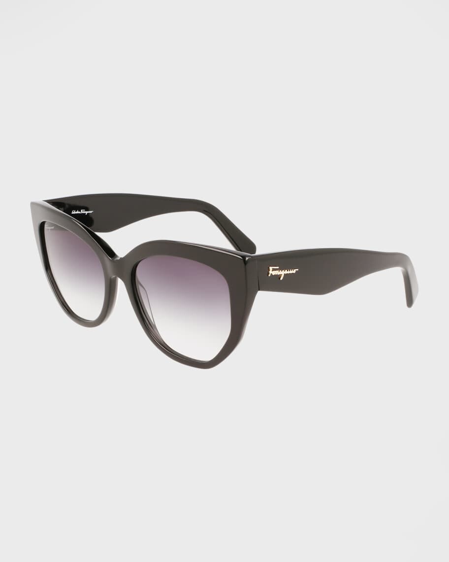 Классические солнцезащитные очки «кошачий глаз» из ацетата с логотипом Ferragamo
Классические солнцезащитные очки «кошачий глаз» из ацетата с логотипом Ferragamo