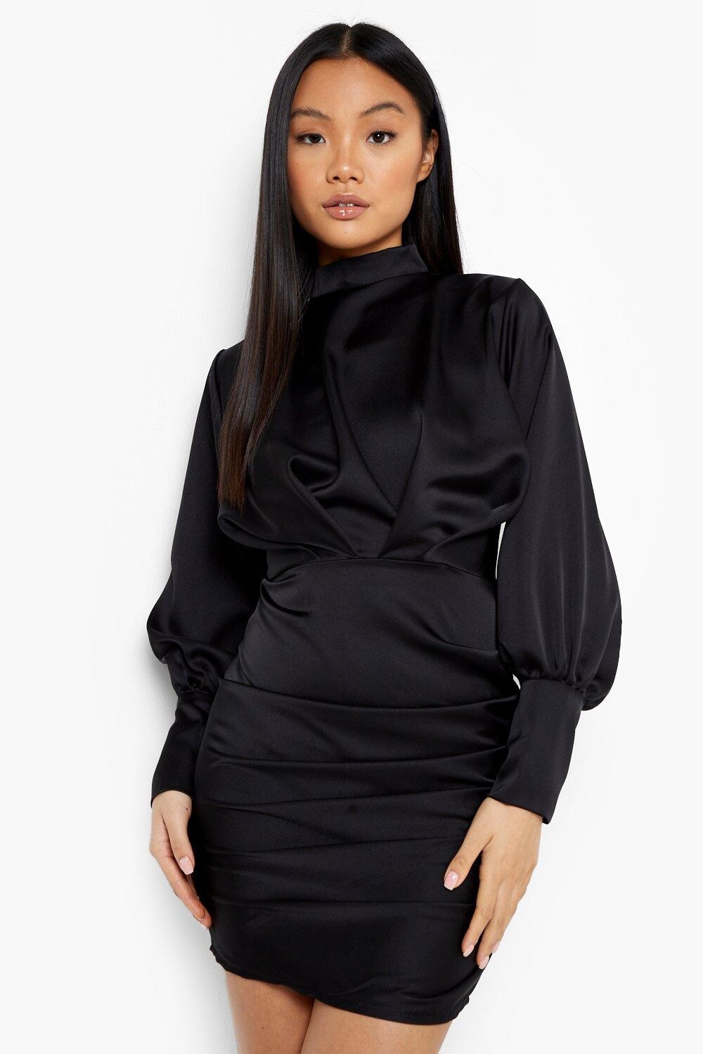 Маленькое платье с высоким воротом и со сборками на пуговицах и манжетах Boohoo, черный
Маленькое платье с высоким воротом и со сборками на пуговицах и манжетах Boohoo, черный