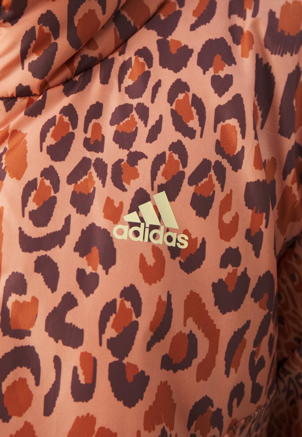 Зимняя куртка ADIDAS FARM RIO PADDED adidas, цвет Hazy Copper/Fox Red/Mystery Brown
Зимняя куртка ADIDAS FARM RIO PADDED adidas, цвет Hazy Copper/Fox Red/Mystery Brown