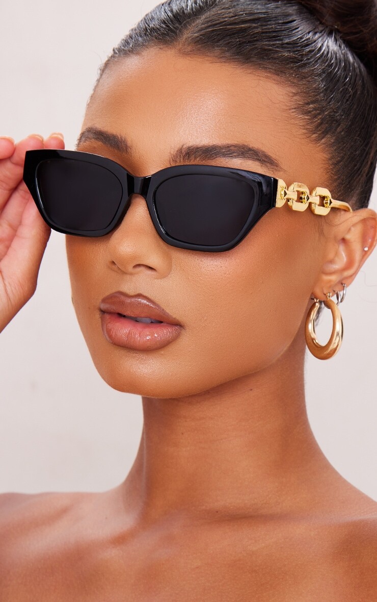 PrettyLittleThing Черные солнцезащитные очки «кошачий глаз» с толстой цепочкой
PrettyLittleThing Черные солнцезащитные очки «кошачий глаз» с толстой цепочкой