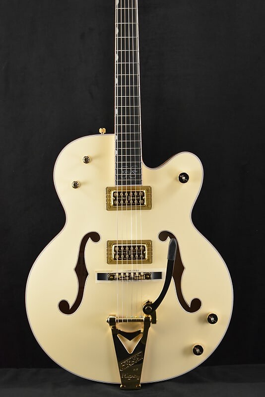Электрогитара Gretsch G6136-1958 Stephen Stills Signature White Falcon Aged White
Электрогитара Gretsch G6136-1958 Stephen Stills Signature White Falcon Aged White