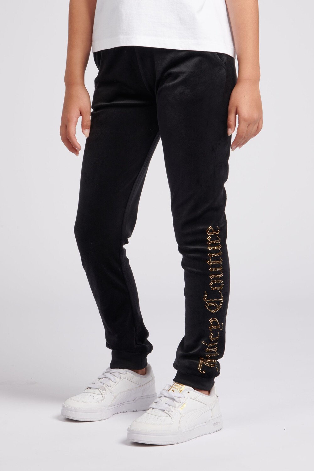 Черные бархатные джоггеры для девочек с декором из стразов Juicy Couture, черный
Черные бархатные джоггеры для девочек с декором из стразов Juicy Couture, черный