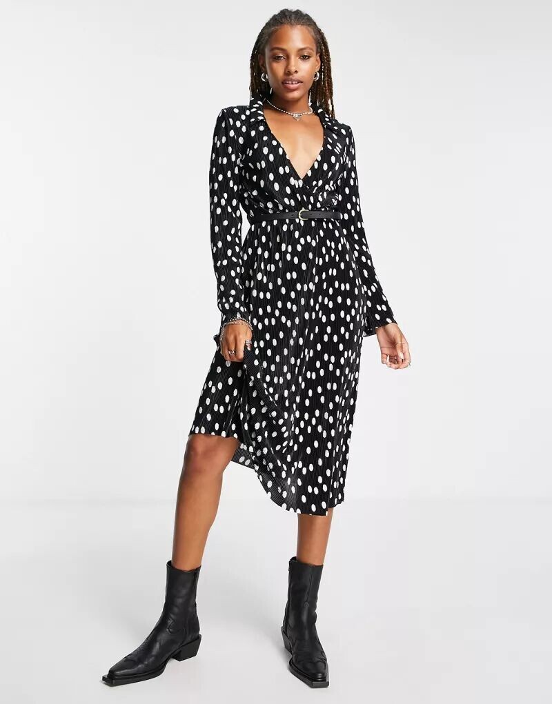 ASOS — Черно-белое миди-платье миди со складками в горошек и завязывающимся поясом
ASOS — Черно-белое миди-платье миди со складками в горошек и завязывающимся поясом