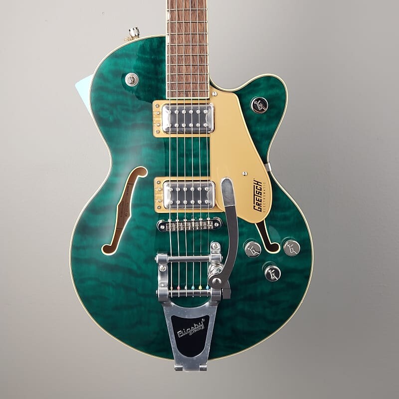 Электрогитара Gretsch G5655T-QM Electromatic Center Block Jr. Quilt Semi-hollowbody Electric Guitar - Mariana
Электрогитара Gretsch G5655T-QM Electromatic Center Block Jr. Quilt Semi-hollowbody Electric Guitar - Mariana