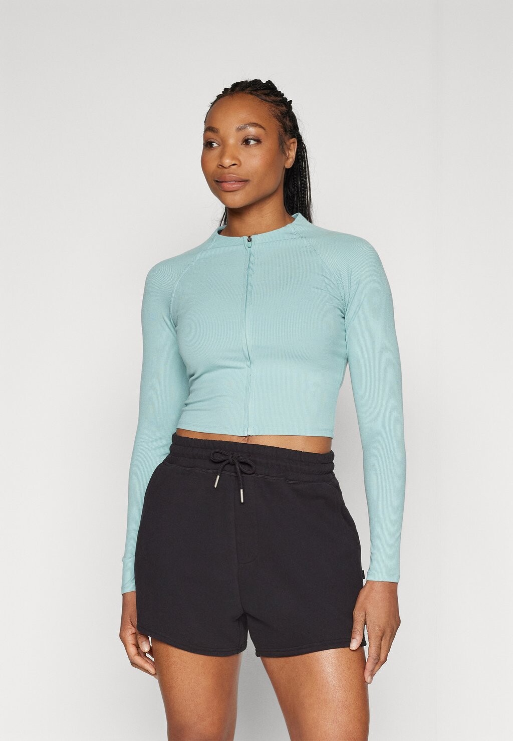 Топ с длинными рукавами RIB CROPPED ZIP THROUGH LONG SLEEVE Cotton On Body, цвет sea glass
Топ с длинными рукавами RIB CROPPED ZIP THROUGH LONG SLEEVE Cotton On Body, цвет sea glass