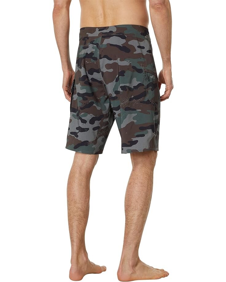Шорты для плавания Volcom July 4th Mod 20" Boardshorts, цвет Army Green Combo
Шорты для плавания Volcom July 4th Mod 20" Boardshorts, цвет Army Green Combo