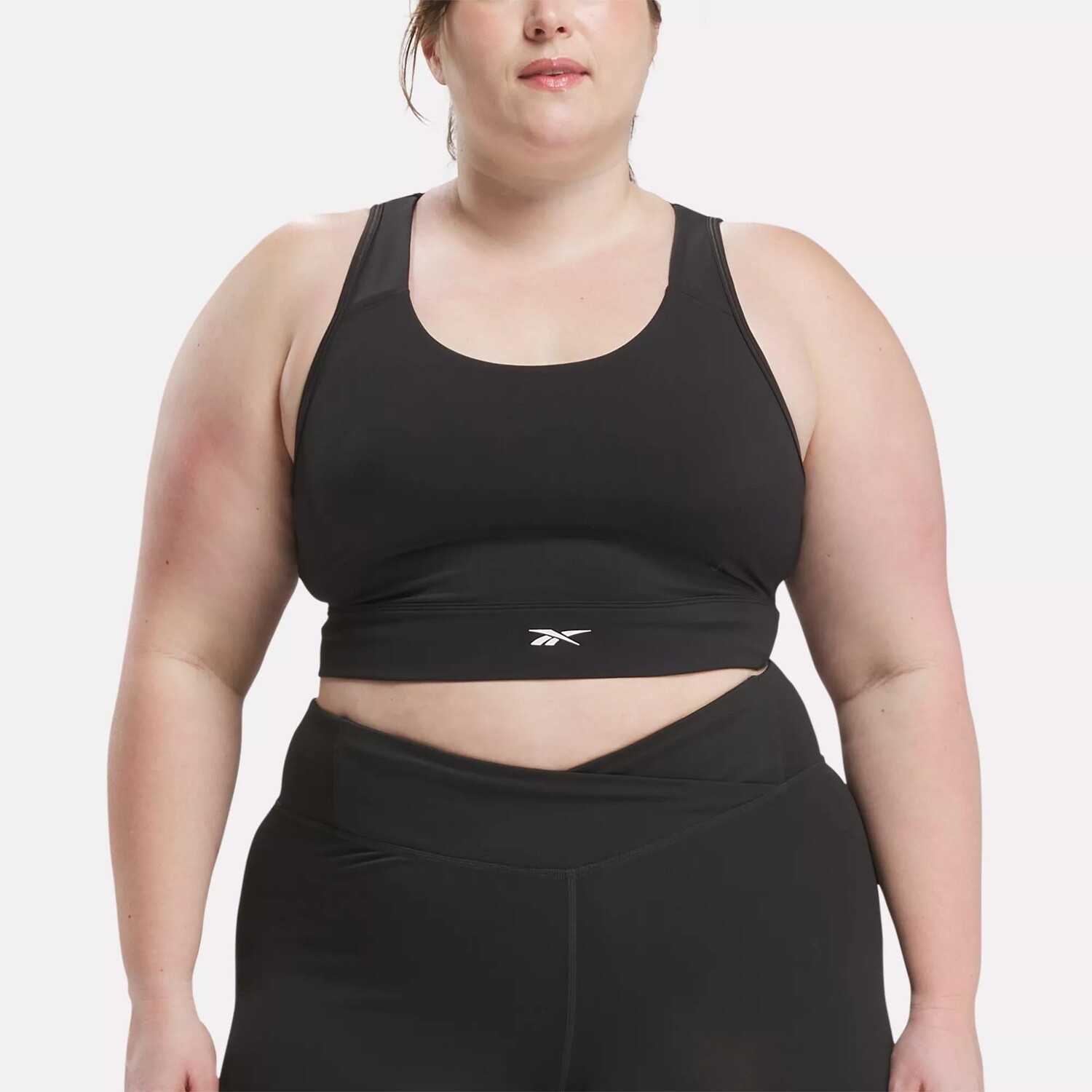 Бюстгальтер с высокой поддержкой ID Train (большие размеры) Reebok, цвет Night Black
Бюстгальтер с высокой поддержкой ID Train (большие размеры) Reebok, цвет Night Black