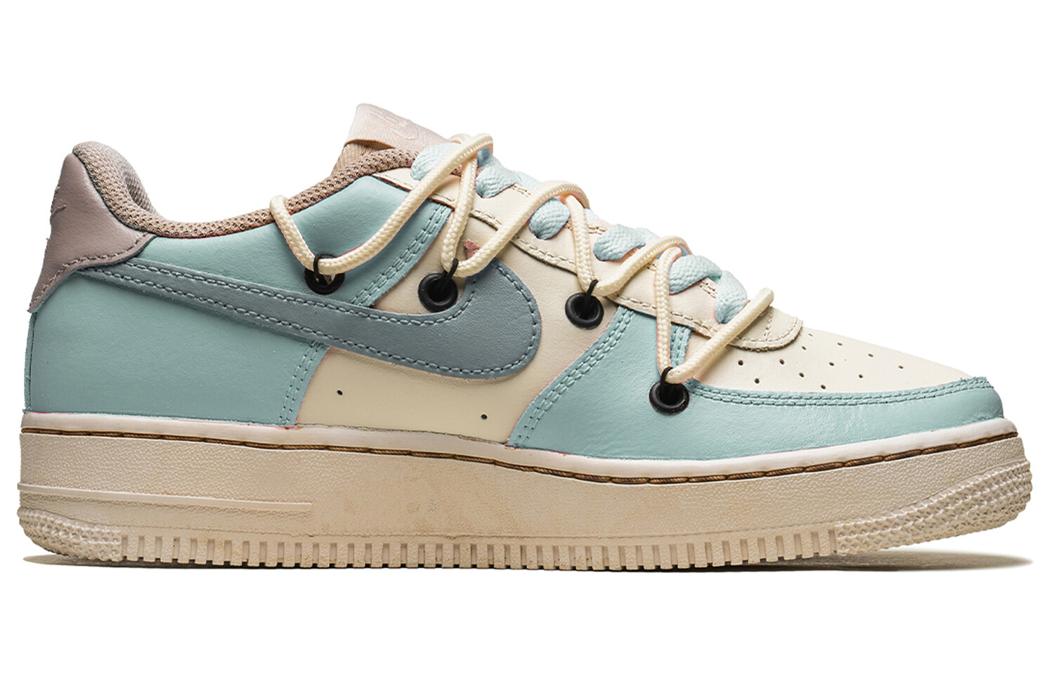 Кроссовки Nike Air Force 1 Skateboarding Shoes Women's Low-top Beige/brown, синий
Кроссовки Nike Air Force 1 Skateboarding Shoes Women's Low-top Beige/brown, синий