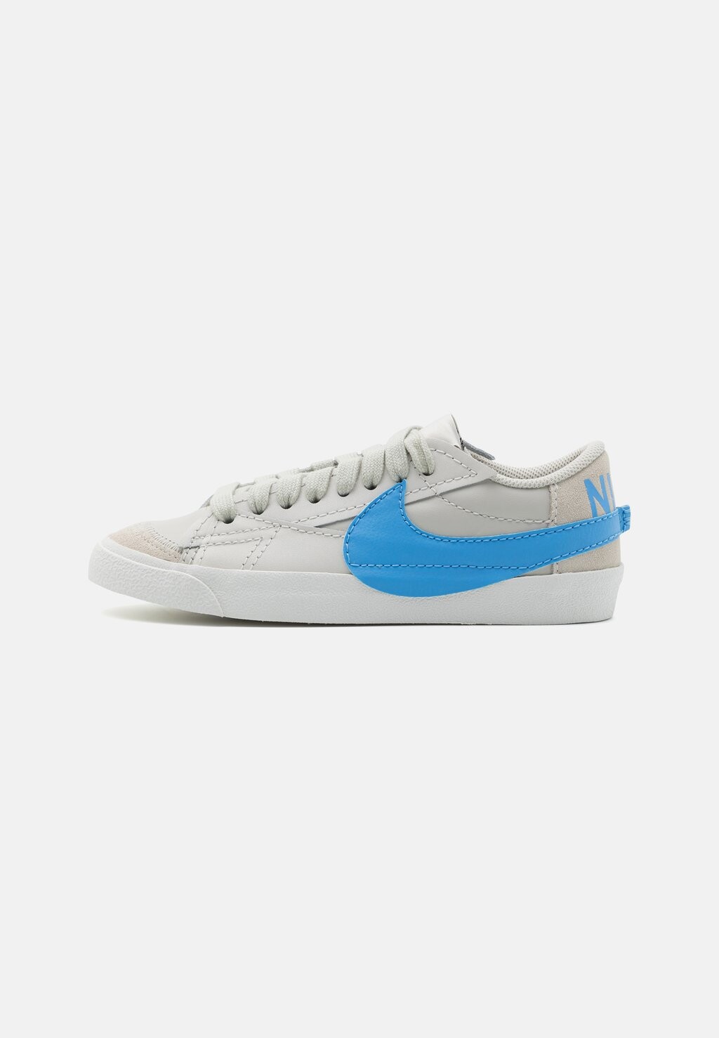 Низкие кроссовки Blazer '77 Jumbo Nike, цвет light bone/university blue/phantom/summit white
Низкие кроссовки Blazer '77 Jumbo Nike, цвет light bone/university blue/phantom/summit white