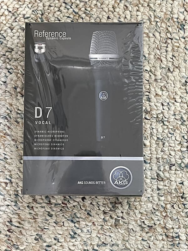Динамический вокальный микрофон AKG D7 Varimotion Dynamic Vocal Microphone
Динамический вокальный микрофон AKG D7 Varimotion Dynamic Vocal Microphone