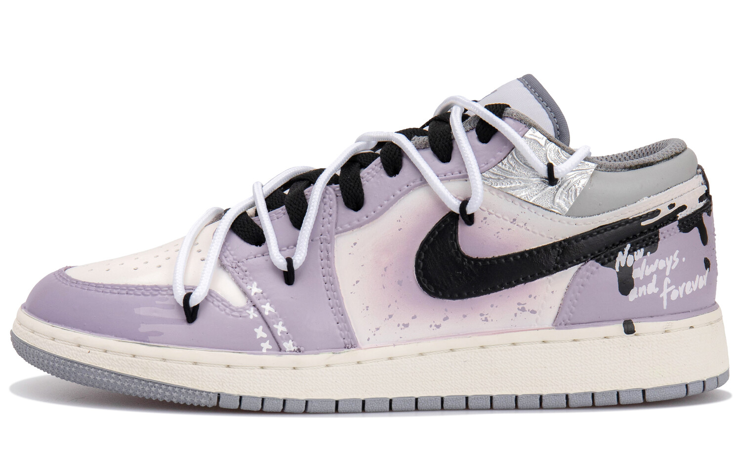 Кроссовки Air Jordan 1 Vintage Basketball Shoes Women's Low-top Purple/grey/black, цвет Taro Purple
Кроссовки Air Jordan 1 Vintage Basketball Shoes Women's Low-top Purple/grey/black, цвет Taro Purple