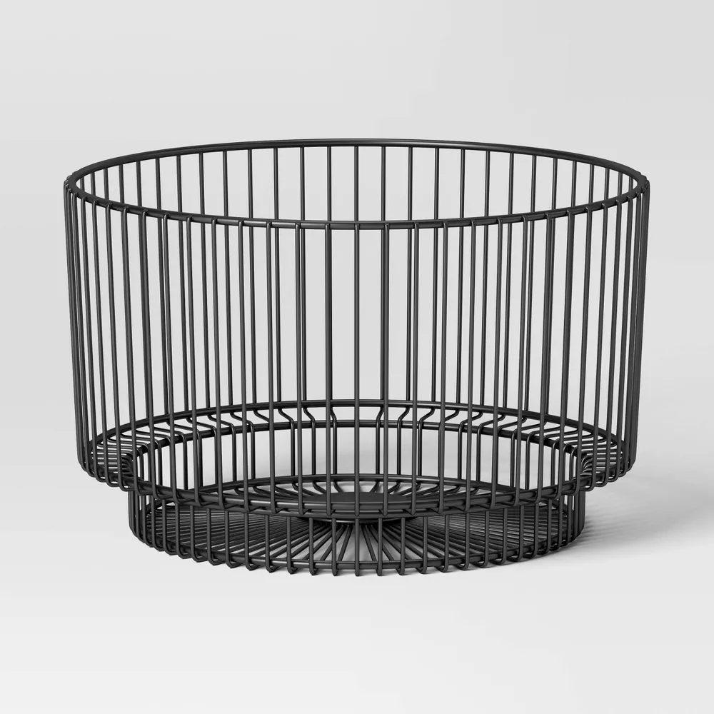 Корзина из металлической проволоки 18" x 11" с золотым покрытием - Порог Threshold, цвет Black
Корзина из металлической проволоки 18" x 11" с золотым покрытием - Порог Threshold, цвет Black