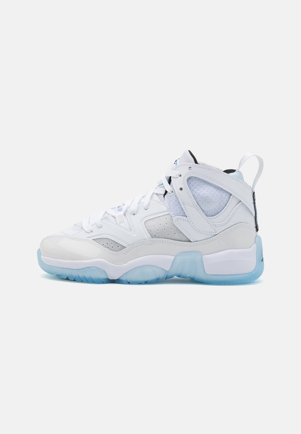 Баскетбольные кроссовки Jumpman Two Trey (Gs) Jordan, цвет white/black/university blue
Баскетбольные кроссовки Jumpman Two Trey (Gs) Jordan, цвет white/black/university blue