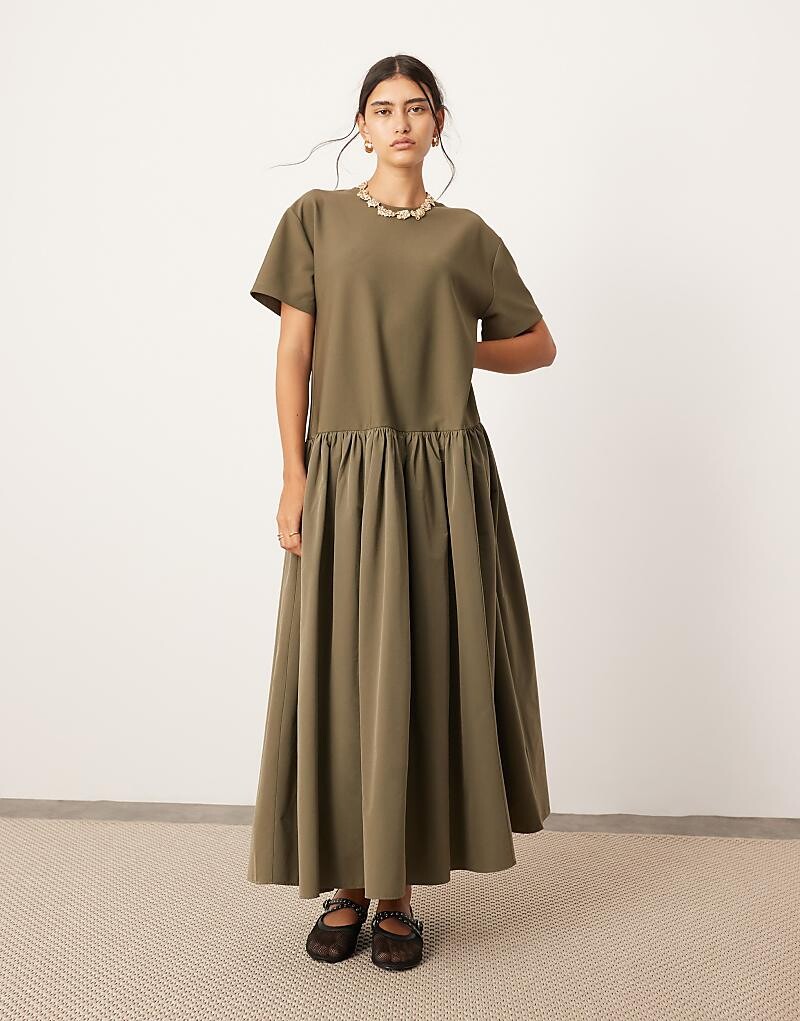 ASOS EDITION – Платье-футболка из джерси оливково-зеленого цвета с заниженной талией и контрастной деталью
ASOS EDITION – Платье-футболка из джерси оливково-зеленого цвета с заниженной талией и контрастной деталью
