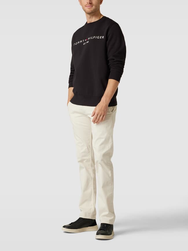 Толстовка с пришивной этикеткой, модель "TOMMY LOGO SWEAT" Tommy Hilfiger, черный
Толстовка с пришивной этикеткой, модель "TOMMY LOGO SWEAT" Tommy Hilfiger, черный