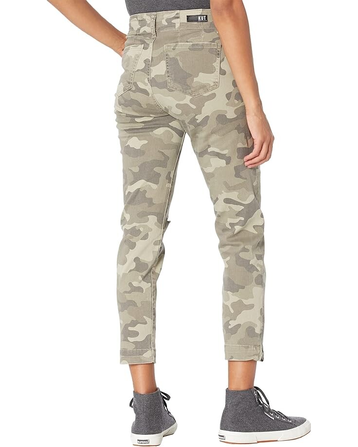 Джинсы KUT from the Kloth Reese Ankle Straight w/ Porkchop Pockets in Olive, оливковый
Джинсы KUT from the Kloth Reese Ankle Straight w/ Porkchop Pockets in Olive, оливковый