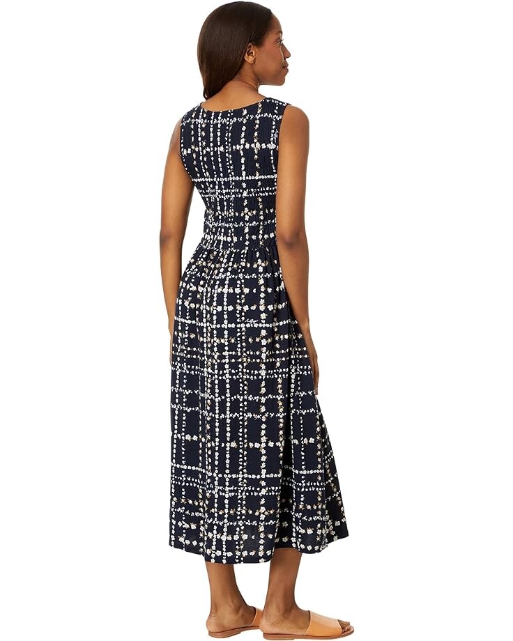 Платье Tommy Hilfiger Sleeveless Smocked Ditsy Floral Dress, цвет Sky Captain/Tan
Платье Tommy Hilfiger Sleeveless Smocked Ditsy Floral Dress, цвет Sky Captain/Tan