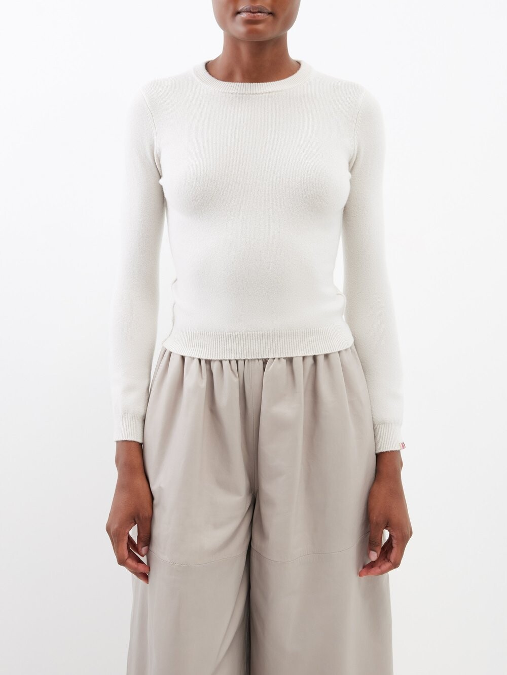 No.98 детский топ из эластичного кашемира с длинными рукавами Extreme Cashmere, белый
No.98 детский топ из эластичного кашемира с длинными рукавами Extreme Cashmere, белый