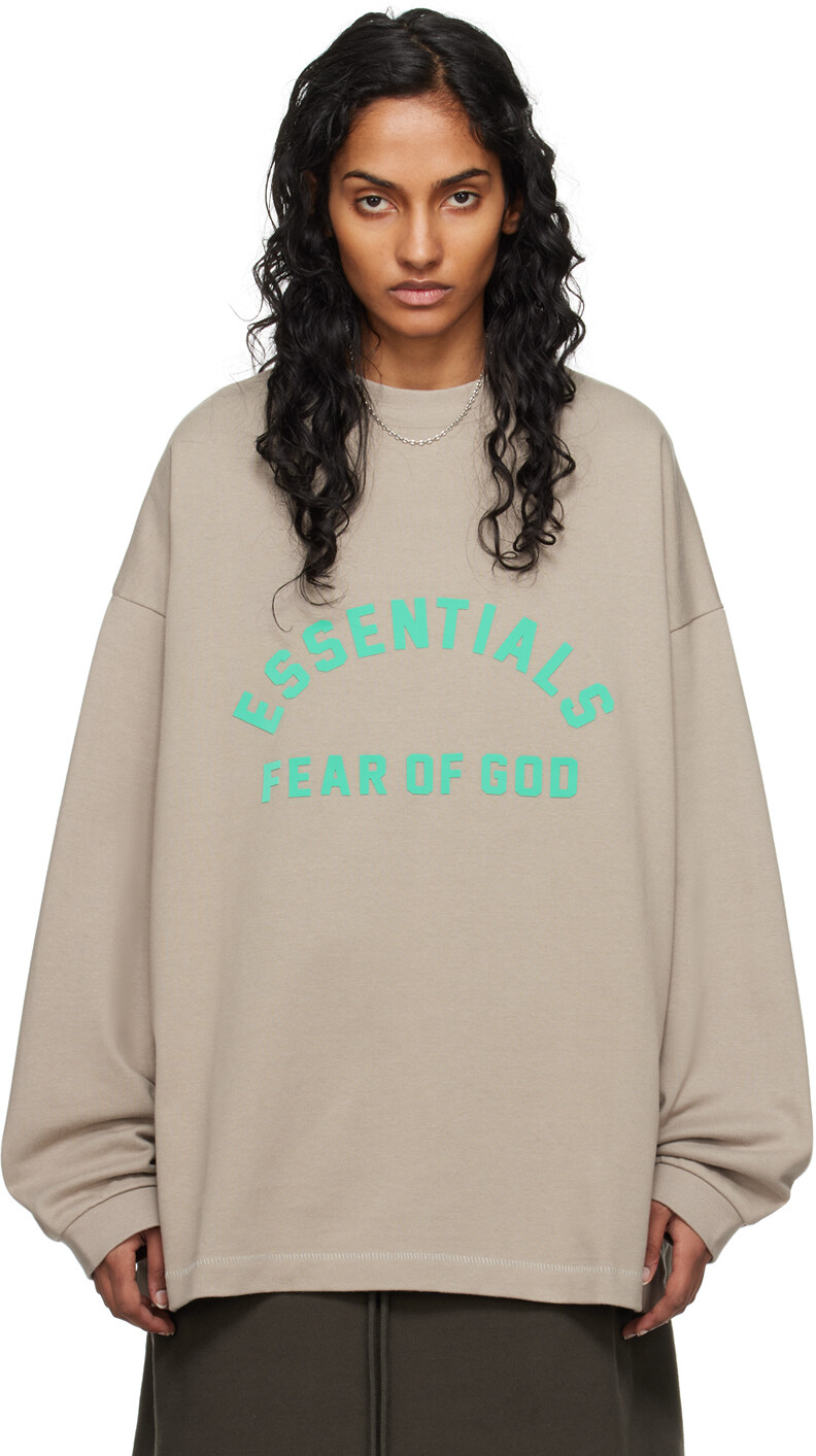 Серая футболка с длинным рукавом с круглым вырезом Fear Of God Essentials, цвет Seal
Серая футболка с длинным рукавом с круглым вырезом Fear Of God Essentials, цвет Seal