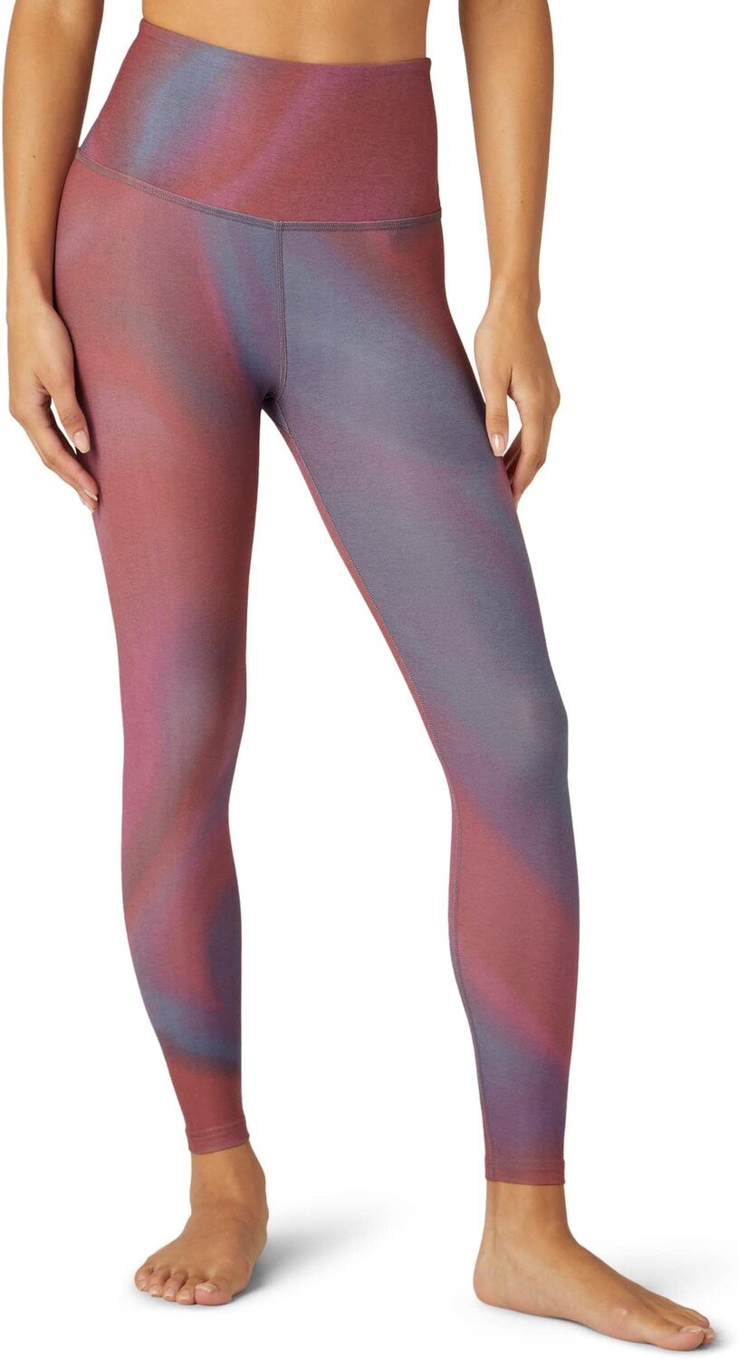 Леггинсы Beyond Yoga Spacedye Printed Caught in The Midi High Waisted Leggings, цвет Soft Focus
Леггинсы Beyond Yoga Spacedye Printed Caught in The Midi High Waisted Leggings, цвет Soft Focus