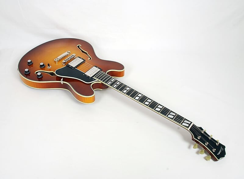 Электрогитара Eastman T486-GB Goldburst Deluxe 16" Thinline Hollowbody With Hard Case #02535 @ LA Guitar Sales.
Электрогитара Eastman T486-GB Goldburst Deluxe 16" Thinline Hollowbody With Hard Case #02535 @ LA Guitar Sales.