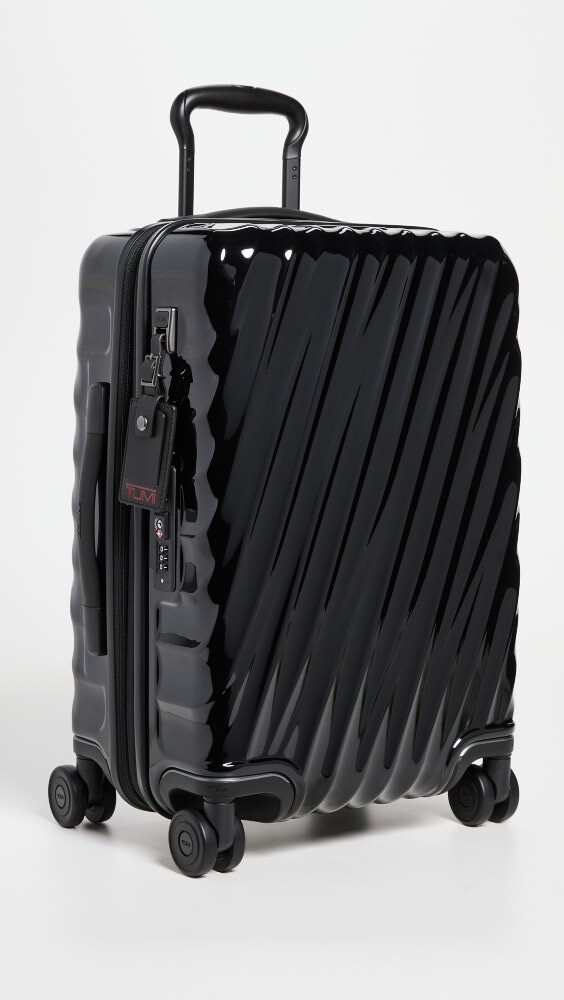 Сумка TUMI 19 Degree International Expandable 4 Wheel Carry On Suitcase, черный
Сумка TUMI 19 Degree International Expandable 4 Wheel Carry On Suitcase, черный