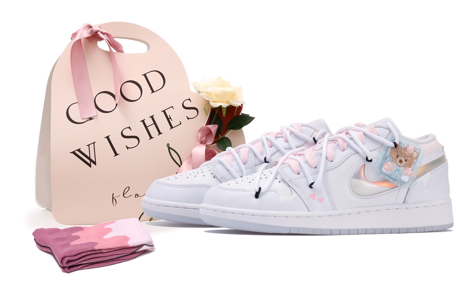 Кроссовки Air Jordan 1 Vintage Basketball Shoes Women's Low-top White/purple/pink, розовый
Кроссовки Air Jordan 1 Vintage Basketball Shoes Women's Low-top White/purple/pink, розовый