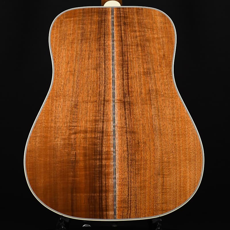 Акустическая гитара Gibson Custom Shop Hummingbird Custom Koa Antique Natural 2023
Акустическая гитара Gibson Custom Shop Hummingbird Custom Koa Antique Natural 2023