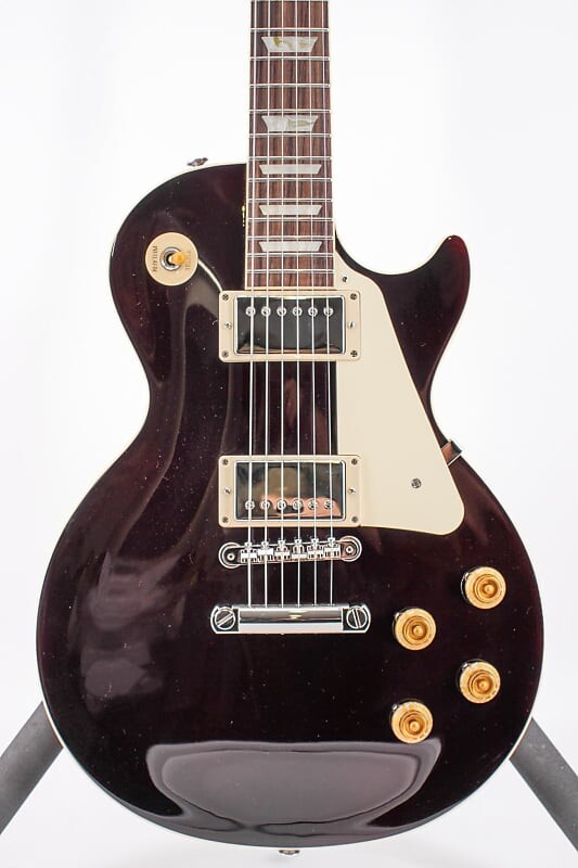 Электрогитара Gibson Les Paul Standard 50's Figured Top Translucent Oxblood Electric Guitar
Электрогитара Gibson Les Paul Standard 50's Figured Top Translucent Oxblood Electric Guitar