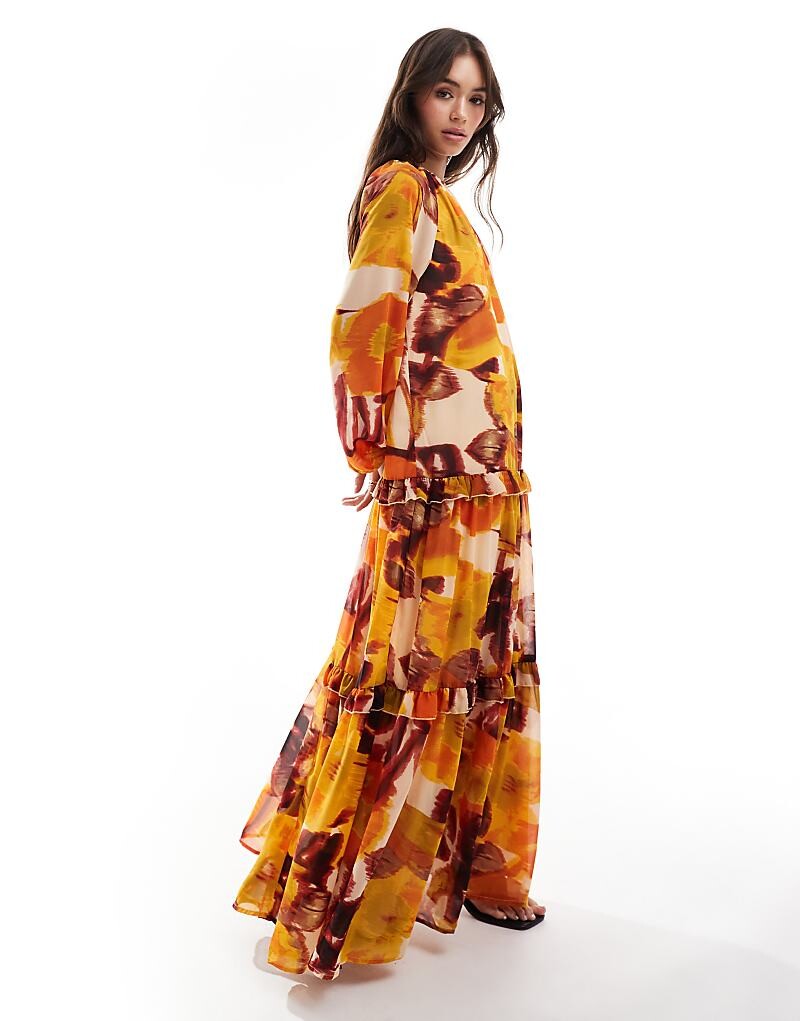 ASOS DESIGN – Платье макси Luana с высоким вырезом и оборками с нечетким цветочным узором 3р
ASOS DESIGN – Платье макси Luana с высоким вырезом и оборками с нечетким цветочным узором 3р
