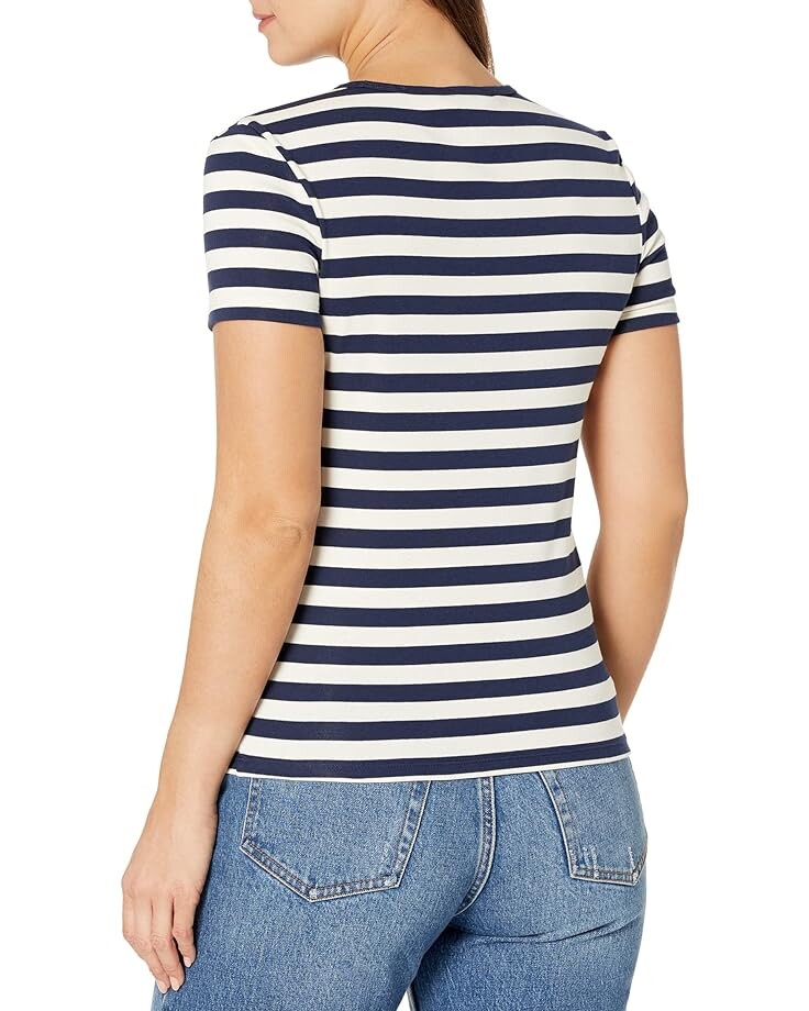 Футболка LAUREN Ralph Lauren Petite Striped Stretch Cotton Tee, цвет French Navy/Mascarpone Cream
Футболка LAUREN Ralph Lauren Petite Striped Stretch Cotton Tee, цвет French Navy/Mascarpone Cream