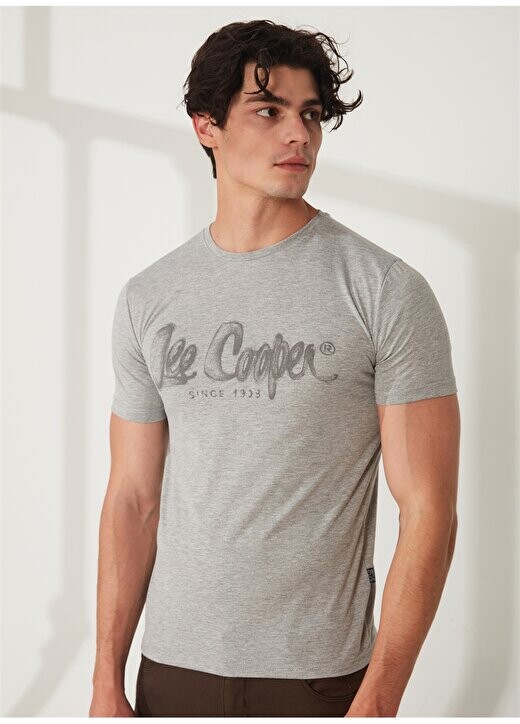 Мужская футболка Crew Neck серая меланжевая 232 LCM 242029 DRAWINGLOGO GREY M Lee Cooper, серый
Мужская футболка Crew Neck серая меланжевая 232 LCM 242029 DRAWINGLOGO GREY M Lee Cooper, серый