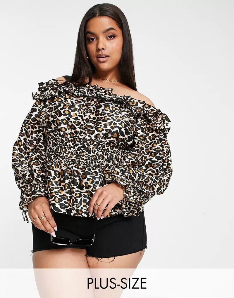 Блузка River Island с анималистичным принтом, вырезом бардо и присборенной талией
Блузка River Island с анималистичным принтом, вырезом бардо и присборенной талией