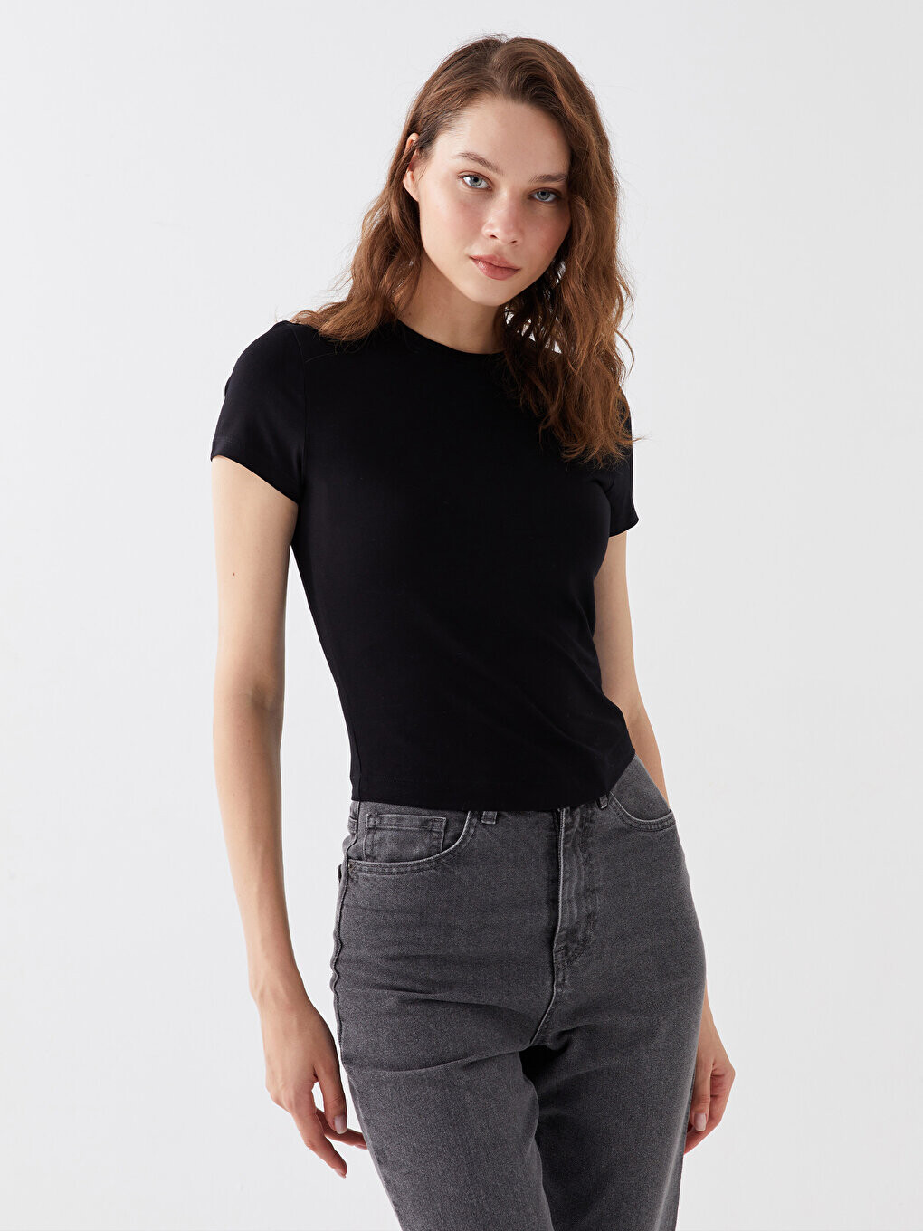 Простая женская футболка с круглым вырезом и короткими рукавами LCW Casual, новый черный
Простая женская футболка с круглым вырезом и короткими рукавами LCW Casual, новый черный