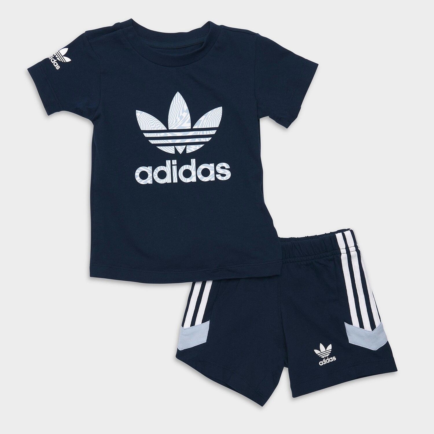 Комплект из футболки и шорт adidas Originals Rekive для маленьких детей, фиолетовый
Комплект из футболки и шорт adidas Originals Rekive для маленьких детей, фиолетовый
