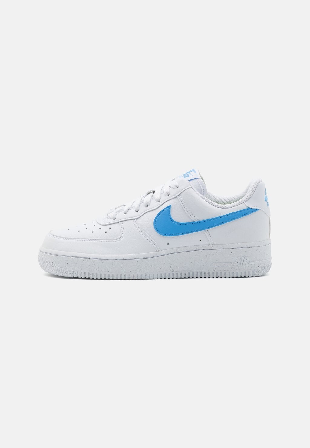 Кроссовки Nike AIR FORCE 1 '07, цвет white/university blue/white/volt/black, Белый
Кроссовки Nike AIR FORCE 1 '07, цвет white/university blue/white/volt/black, Белый