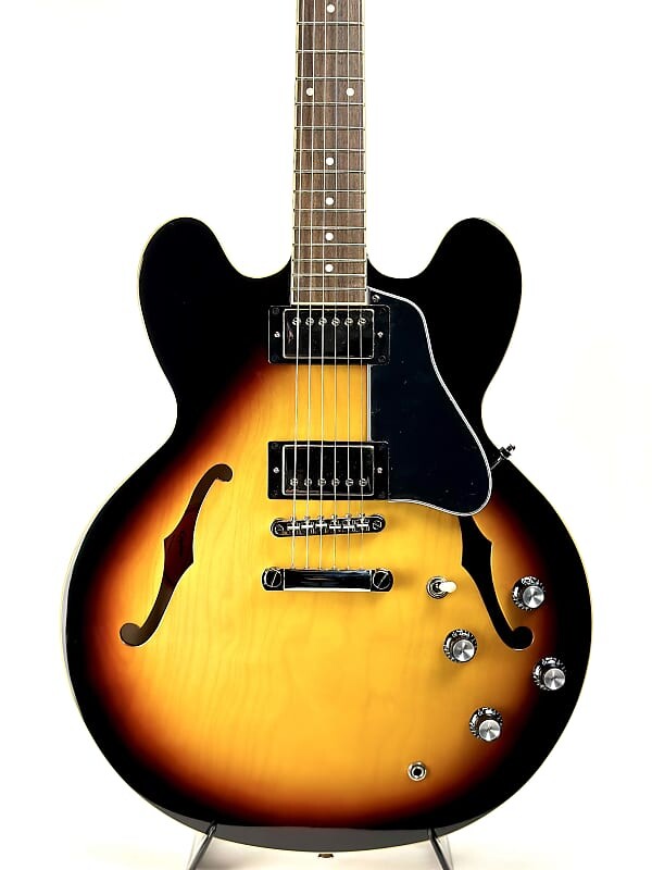 Электрогитара Epiphone ES-335 Semi-hollowbody Electric Guitar - Vintage Sunburst
Электрогитара Epiphone ES-335 Semi-hollowbody Electric Guitar - Vintage Sunburst