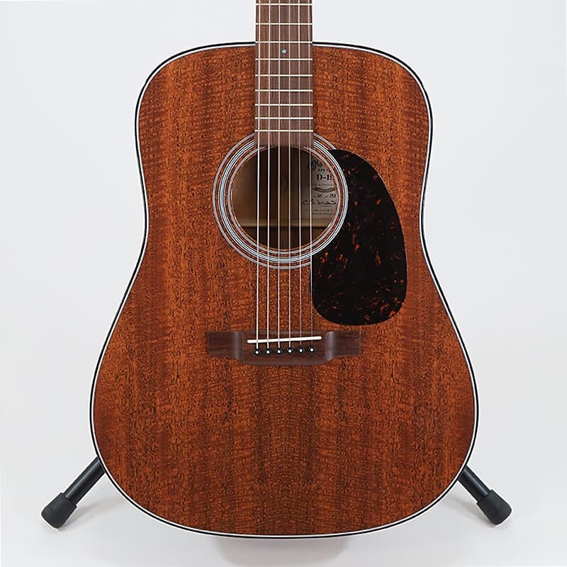 Акустическая гитара Martin D-19 190th Anniversary D-14 Fret Acoustic Guitar - Adirondack Spruce Top with Genuine Mahogany Back and Sides
Акустическая гитара Martin D-19 190th Anniversary D-14 Fret Acoustic Guitar - Adirondack Spruce Top with Genuine Mahogany Back and Sides