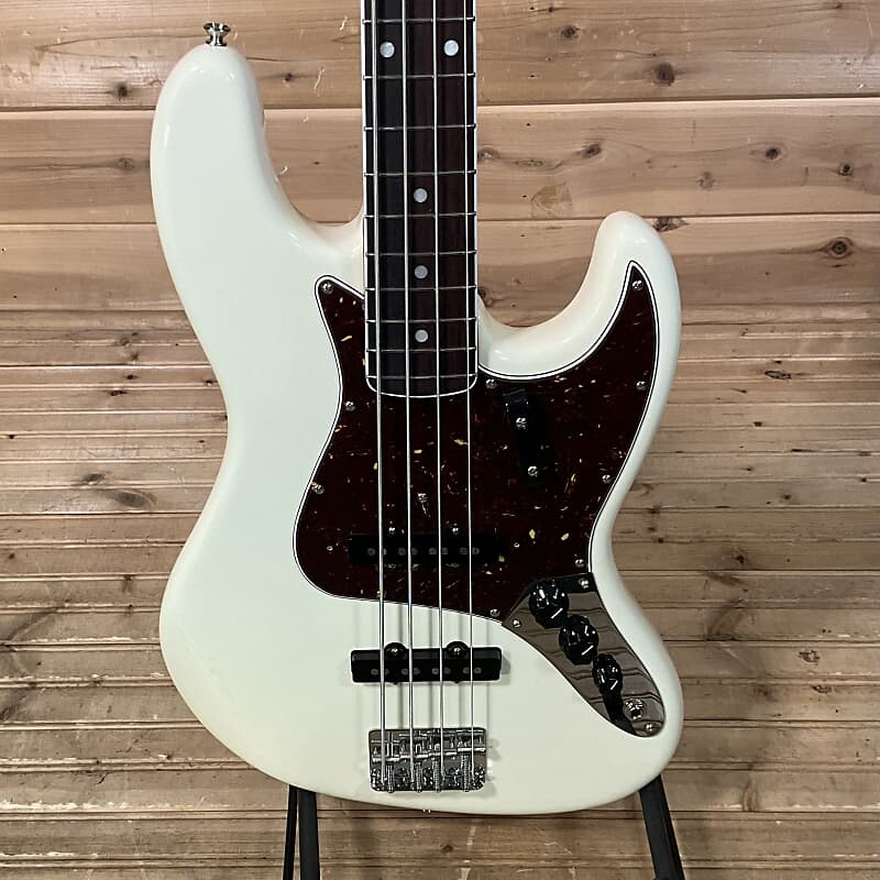 Басс гитара Fender American Vintage II 1966 Jazz Bass 4-String Electric Bass Guitar - Olympic White
Басс гитара Fender American Vintage II 1966 Jazz Bass 4-String Electric Bass Guitar - Olympic White