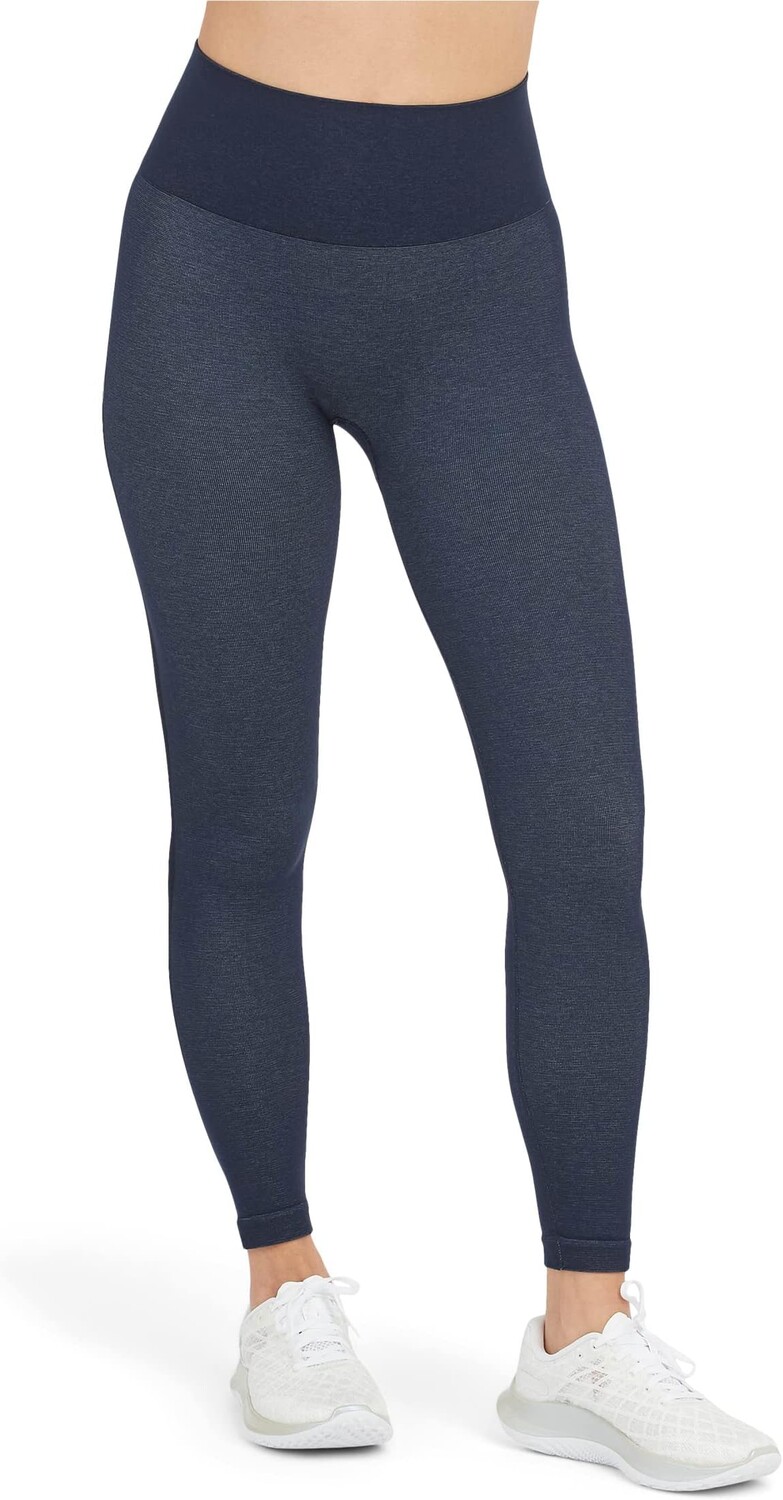 Бесшовные леггинсы в спортивную полоску Spanx Active, цвет Navy Haze
Бесшовные леггинсы в спортивную полоску Spanx Active, цвет Navy Haze