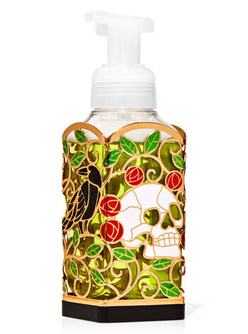 Держатель для нежного пенящегося мыла для рук Stained Glass Skull, Bath and Body Works
Держатель для нежного пенящегося мыла для рук Stained Glass Skull, Bath and Body Works