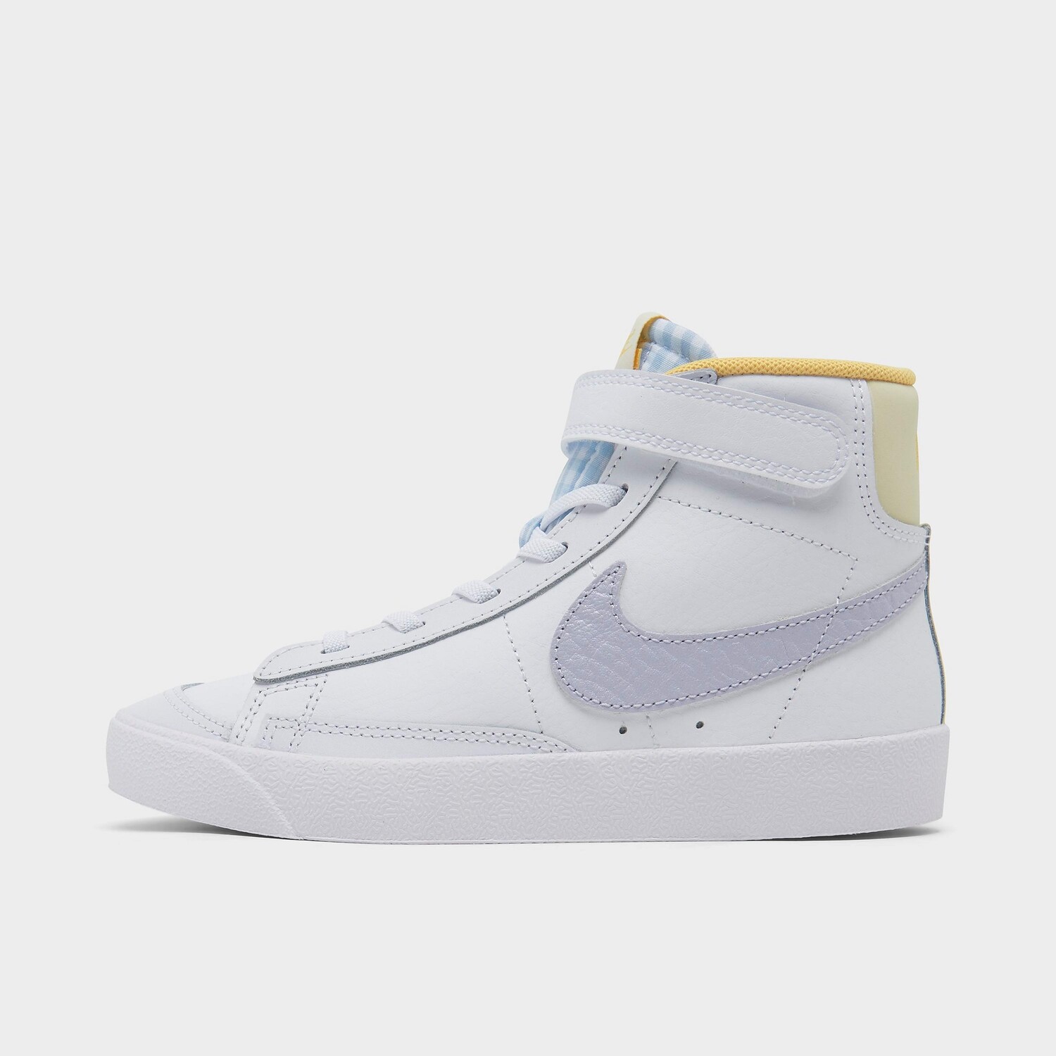 Повседневная обувь Nike Blazer Mid '77 для маленьких детей из эластичного кружева для девочек, белый
Повседневная обувь Nike Blazer Mid '77 для маленьких детей из эластичного кружева для девочек, белый