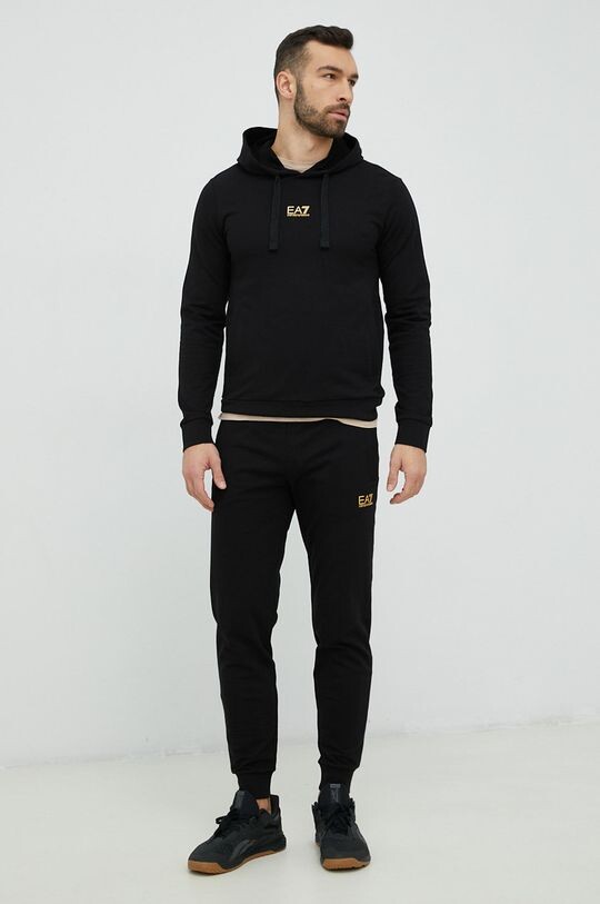 Хлопковый спортивный костюм EA7 Emporio Armani, черный
Хлопковый спортивный костюм EA7 Emporio Armani, черный