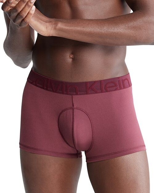 Эластичные праздничные плавки с низкой посадкой Future Shift Calvin Klein, цвет Red
Эластичные праздничные плавки с низкой посадкой Future Shift Calvin Klein, цвет Red