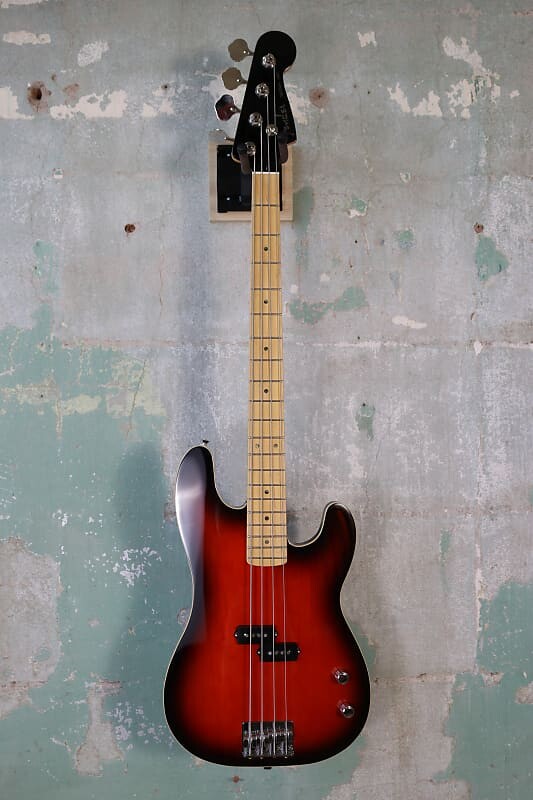 Басс гитара Fender Aerodyne Special Precision Bass 2022 - Present - Hot Rod Burst
Басс гитара Fender Aerodyne Special Precision Bass 2022 - Present - Hot Rod Burst