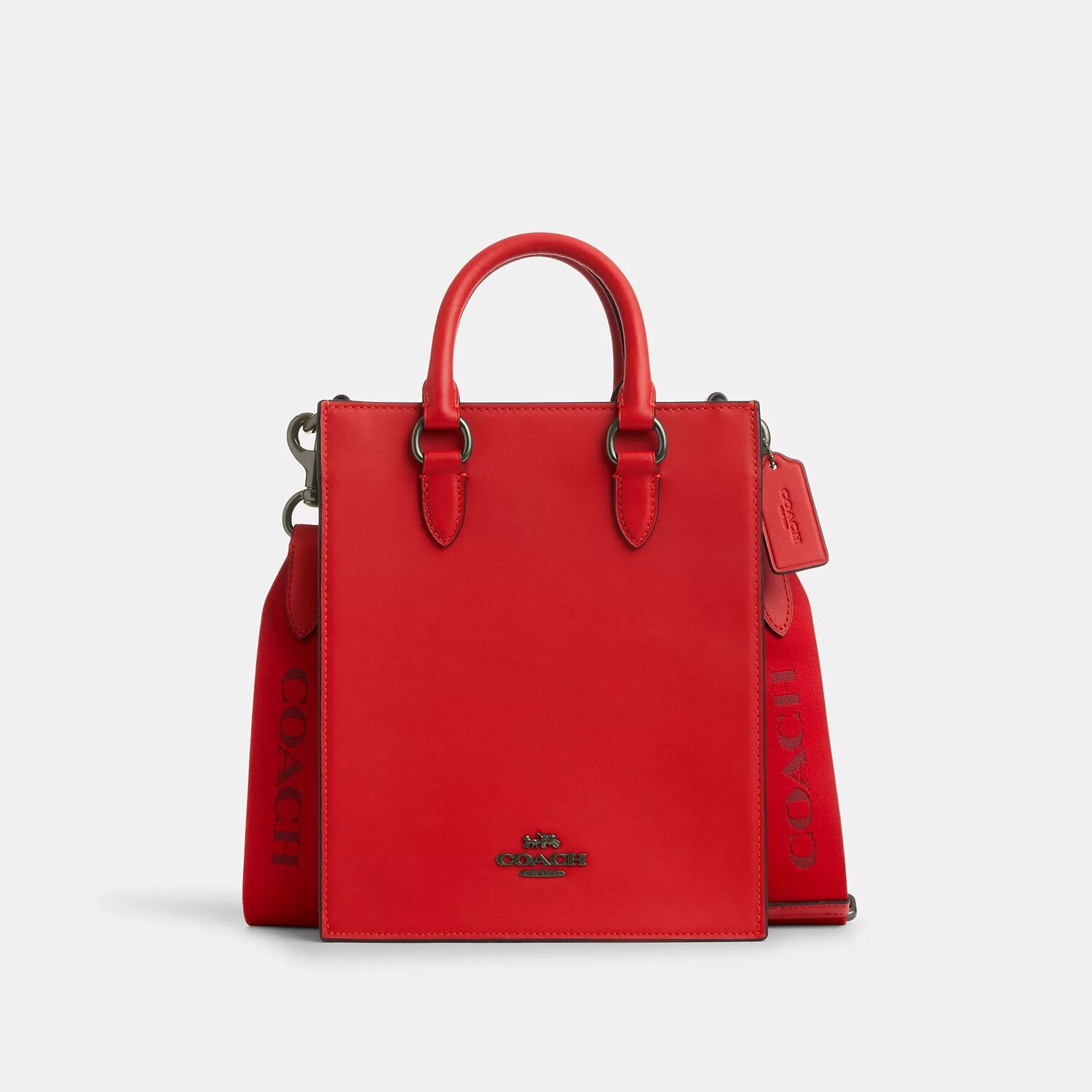 Сумка-тоут Dylan из фирменной канвы с цветными блоками Coach Outlet, цвет Black Antique Nickel/Bright Poppy/Charcoal
Сумка-тоут Dylan из фирменной канвы с цветными блоками Coach Outlet, цвет Black Antique Nickel/Bright Poppy/Charcoal