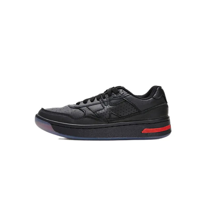 Детские кроссовки для скейтбординга GS Mid-top Under Armour, белый/черный
Детские кроссовки для скейтбординга GS Mid-top Under Armour, белый/черный
