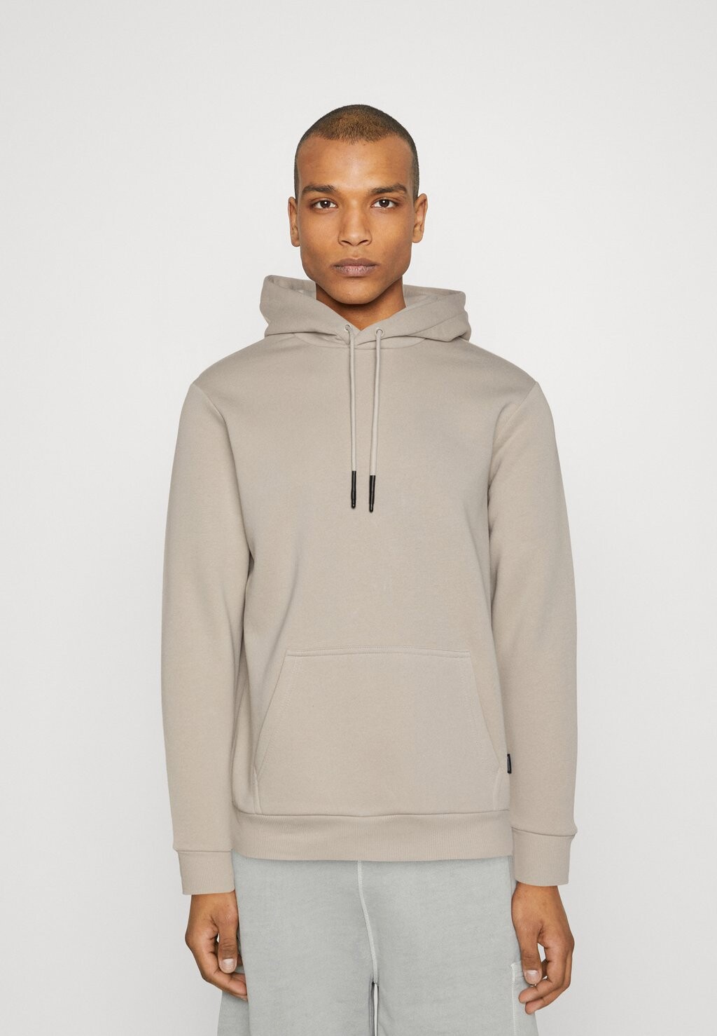 Толстовка с капюшоном ONSCERES HOODIE Only & Sons, серебряная подкладка, Серый
Толстовка с капюшоном ONSCERES HOODIE Only & Sons, серебряная подкладка, Серый
