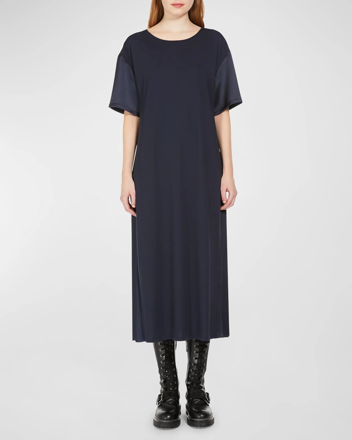 Плиссированное платье-футболка миди с овальным вырезом Jordan Weekend Max Mara, цвет Navy
Плиссированное платье-футболка миди с овальным вырезом Jordan Weekend Max Mara, цвет Navy
