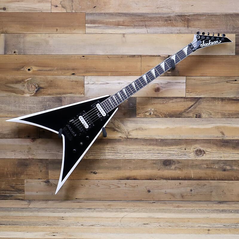Электрогитара Jackson JS Series King V JS32 Electric Guitar, Black with White Bevels
Электрогитара Jackson JS Series King V JS32 Electric Guitar, Black with White Bevels